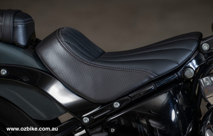 Harley-Davidson Street Bob seat