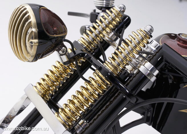 Harley-Davidson Knucklehead springer front end