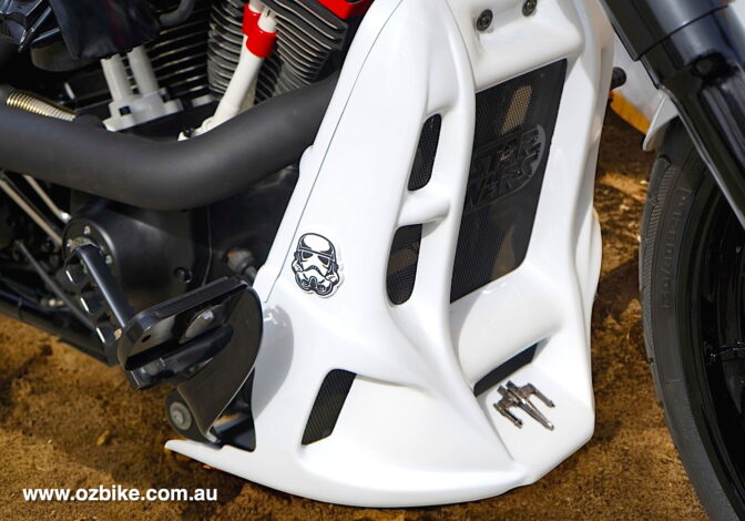 Harley-Davidson Breakout front scoop